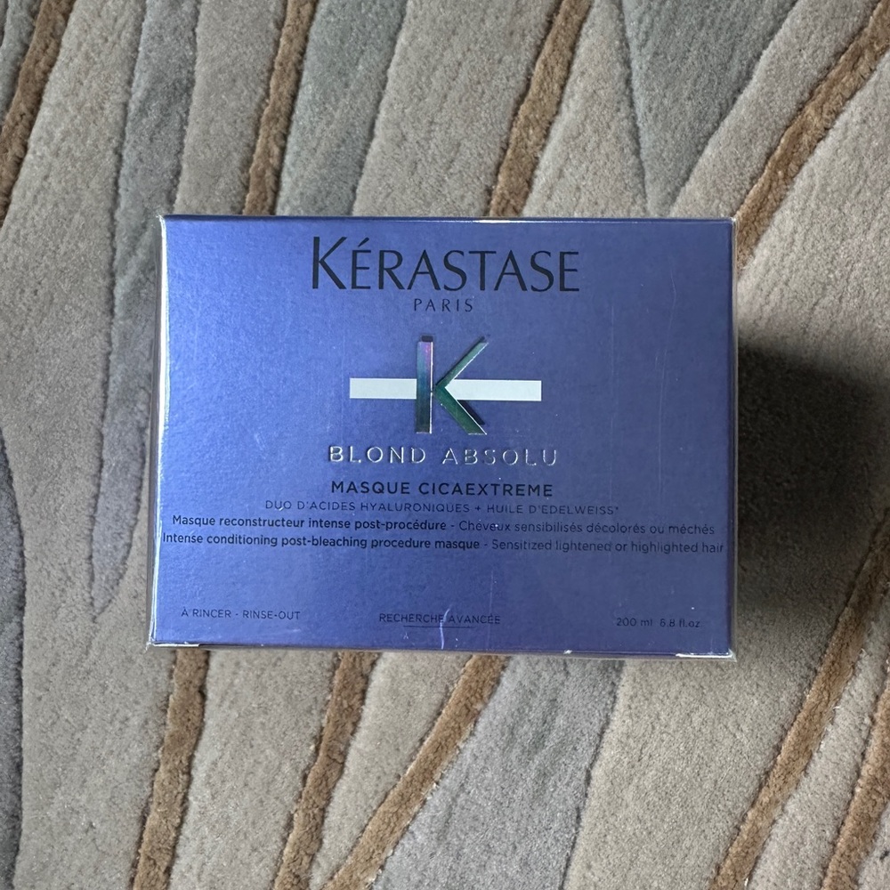 Kerastase Blond Absolu Masque - Blue and Silver